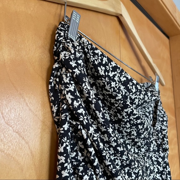 Zara Midi Floral Skirt with Slit ✨BRAND NEW✨ - Picture 7 of 8
